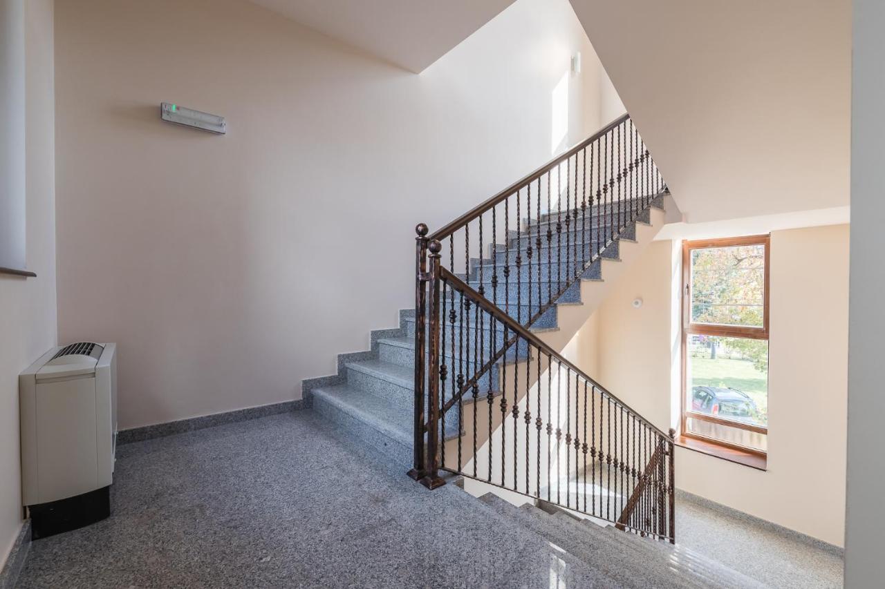 Pensiunea Select Central Targu Mures Exterior photo